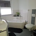 2 Familie Siegl * Pouch