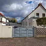 2 Familie Siegl * Pouch